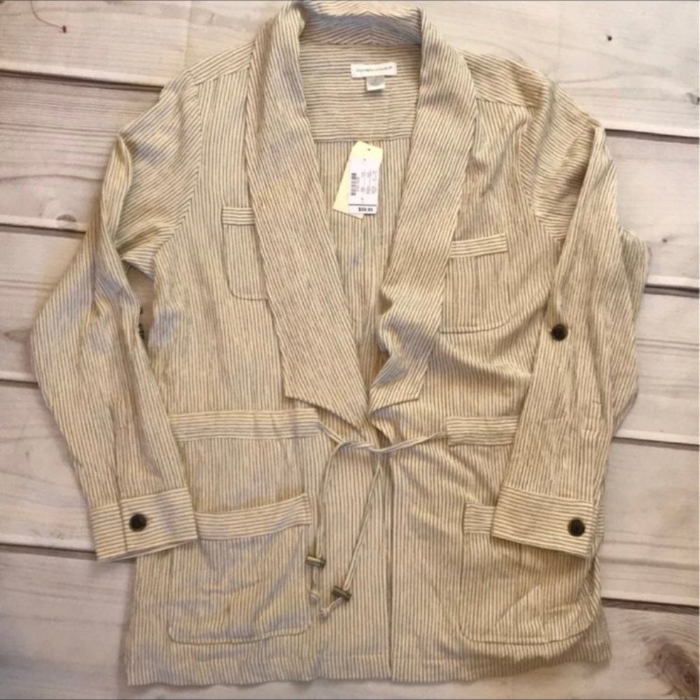 Christopher & Banks NWT Overcoat Blouse